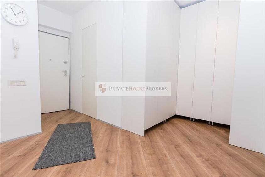 Apartament cu 2 camere semidecomandat, mobilat în Pipera