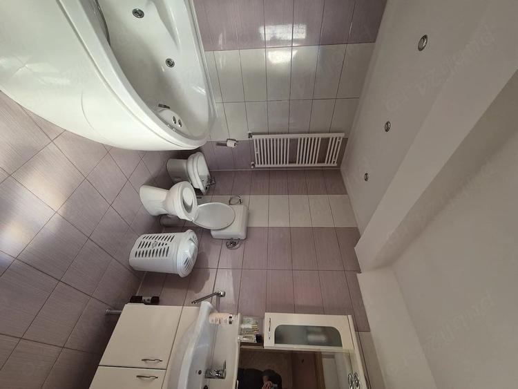 Casă cu Teren 645 Mp în Giroc