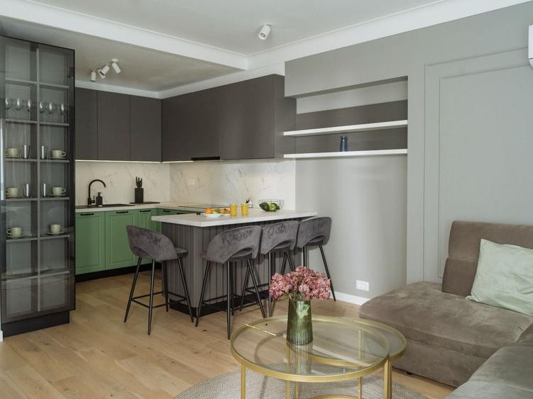 Apartament cu 2 camere semidecomandat, mobilat în Cotroceni