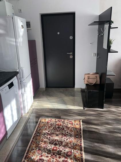 Apartament cu 2 camere decomandat în Florești