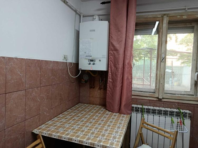 Garsonieră nedecomandată în Confecții