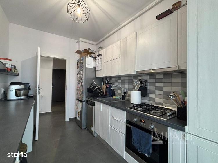 Apartament cu 3 camere semidecomandat în Zorilor