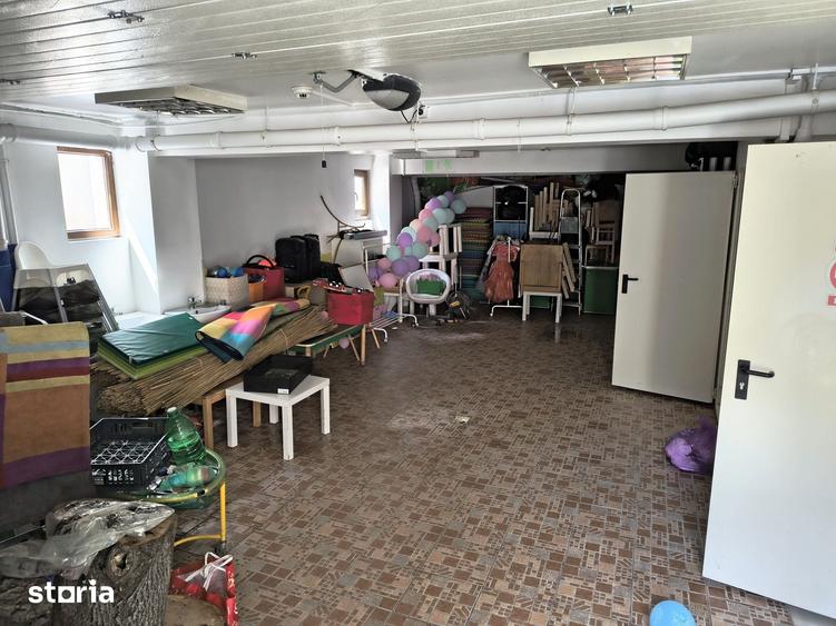 Casă cu 9 camere cu Teren 289 Mp în Centrul Civic