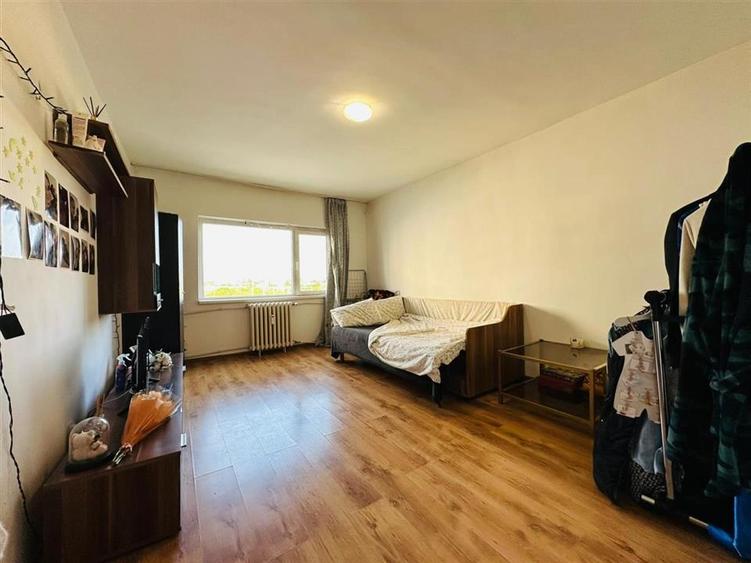 Garsonieră decomandată în Nufărul