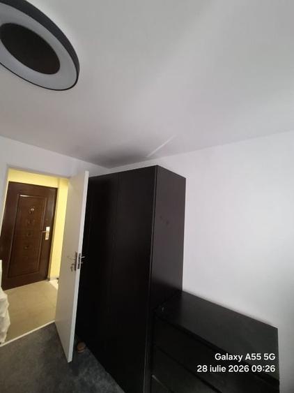 Apartament cu 3 camere, mobilat în Buziașului