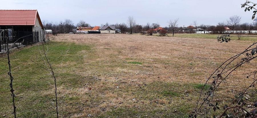 Teren Construcții intravilan de 4972 mp, în Polovragi