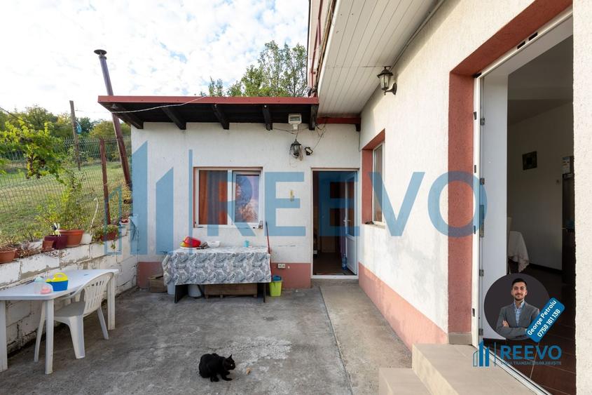 Casă individuală cu 5 camere cu Canalizare în Luncani