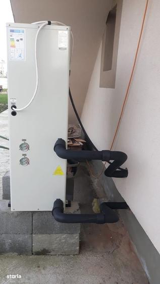 Casă cu 4 camere în Centura