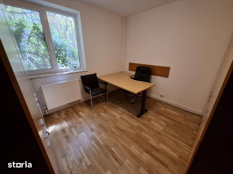 Apartament cu 4 camere în Central