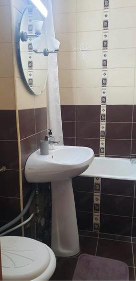 Apartament cu 2 camere semidecomandat în Rogerius