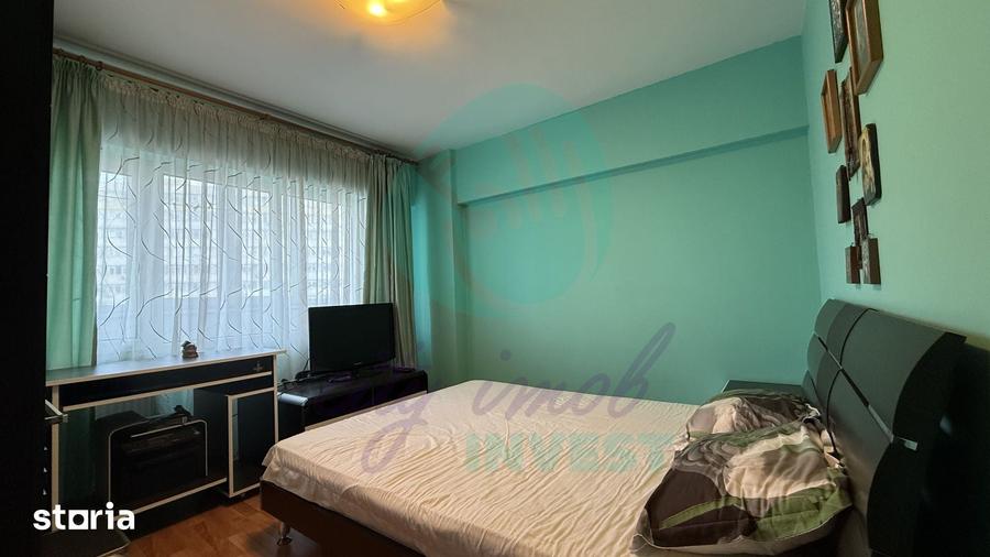 Apartament cu 3 camere decomandat în Obor