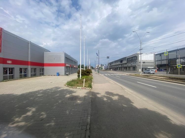 Spațiu comercial, de 3,014 mp, în Păcii