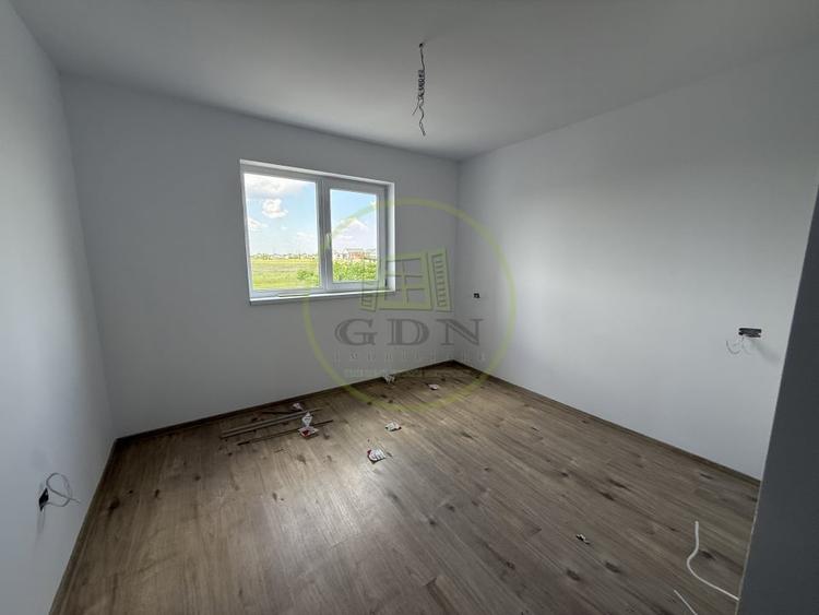 Casă individuală cu 5 camere cu Teren 613 Mp în Preajba