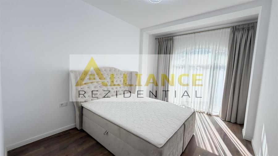 Casă individuală cu 5 camere decomandat cu Canalizare în Berceni
