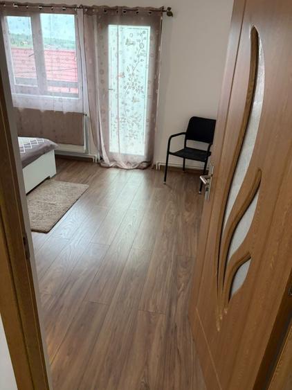 Apartament cu 4 camere decomandat în Valea Lupului