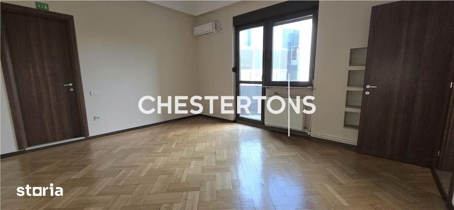 Apartament cu 5 camere decomandat în Dorobanți