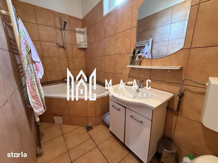 Apartament cu 4 camere semidecomandat în Reșița