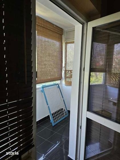 Apartament cu 3 camere decomandat în Aviației