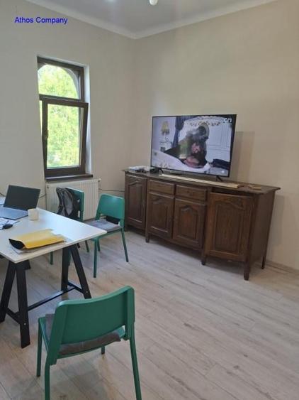 Casă individuală cu 3 camere cu Canalizare în Crângași