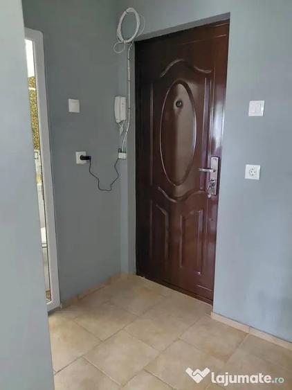 Garsonieră decomandată în Mazepa 1