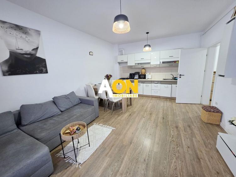 Apartament cu 2 camere decomandat, mobilat în Cetate