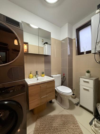 Casă cu 4 camere cu Canalizare în Popești-Leordeni