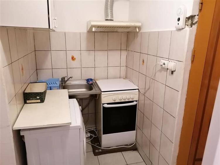 Garsonieră semidecomandată în Aradului