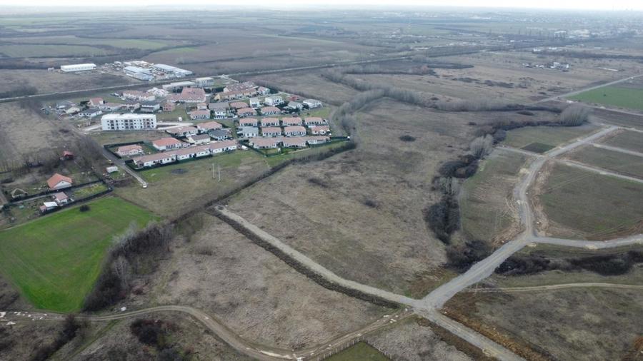 Teren Construcții extravilan de 5000 mp, în Albina