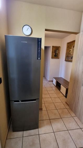Apartament cu 3 camere decomandat în Nufărul