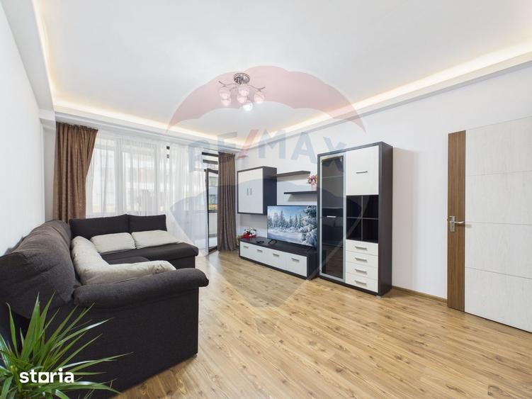 Apartament cu 3 camere, mobilat în Tractorul