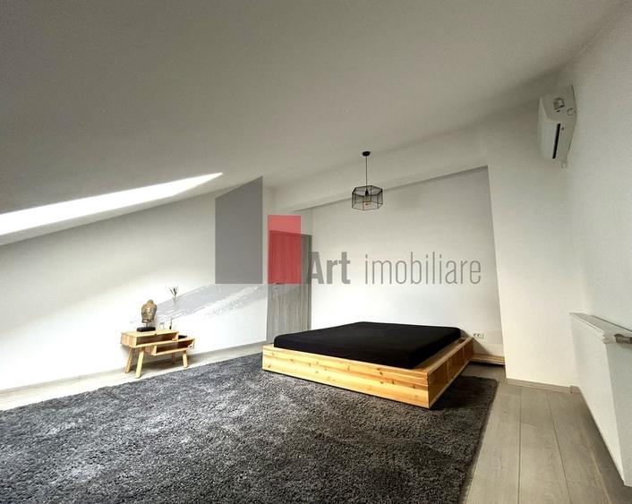 Apartament cu 3 camere decomandat, mobilat în Calea Călărașilor