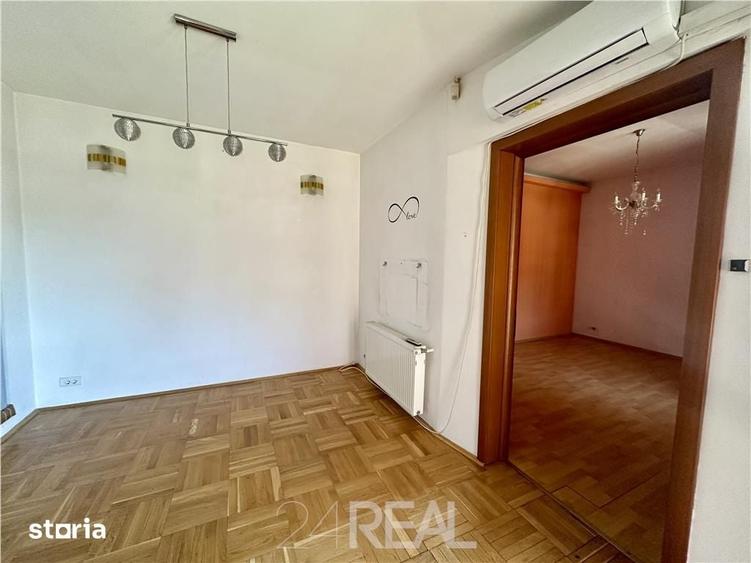 Spațiu comercial, de 88 mp, în Tei