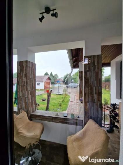 Casă cu 4 camere cu Teren 1200 Mp în Răzvad