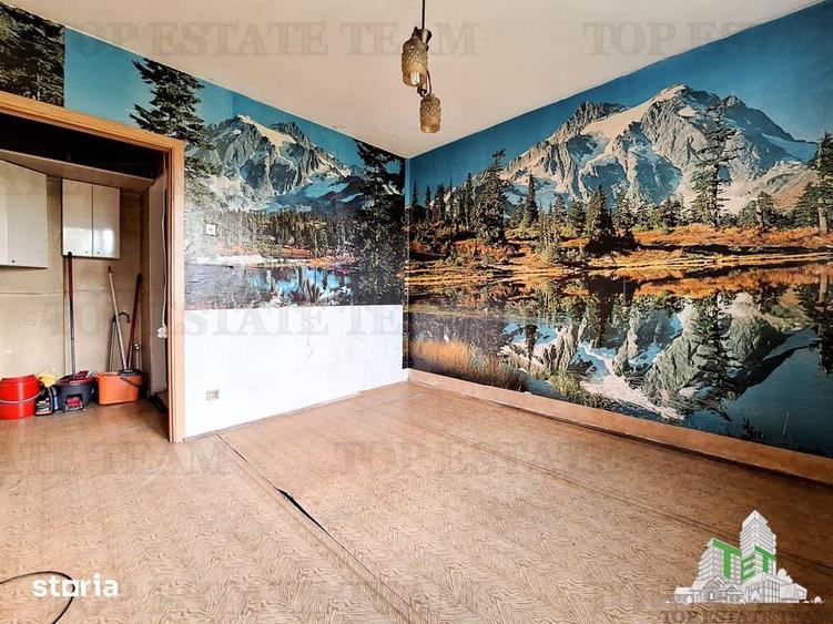 Apartament cu 4 camere decomandat în Colentina