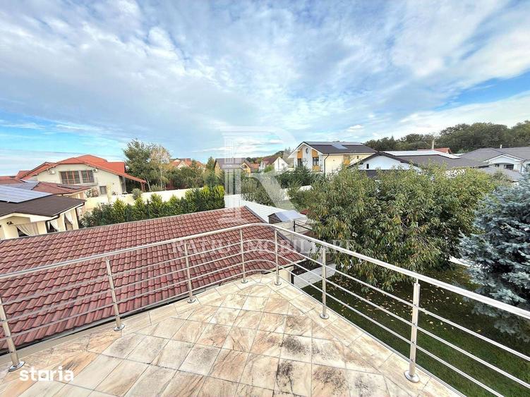 Casă cu 6 camere cu Teren 1178 Mp în Sânmartin