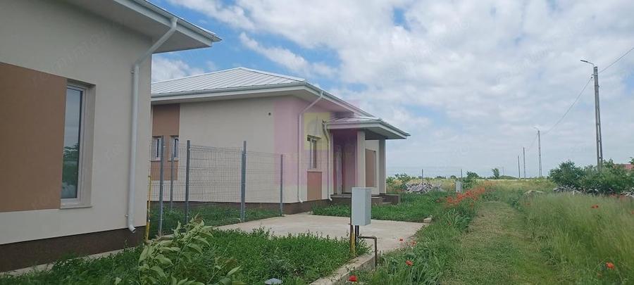 Gulia, casa noua parter 4 camere, curte 514 mp - 14