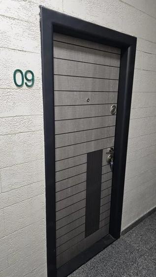Apartament cu 2 camere semidecomandat în Far