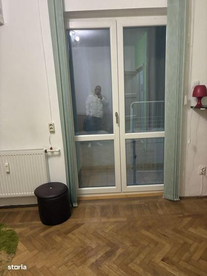 Garsonieră în Baba Novac