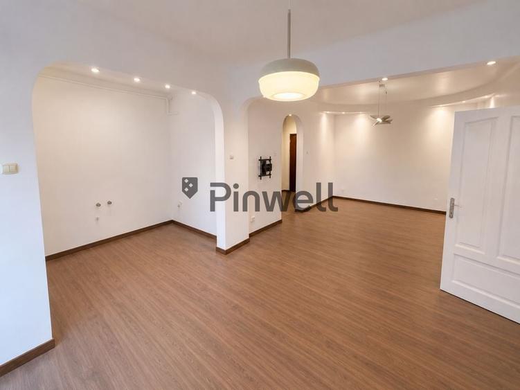 Apartament cu 2 camere semidecomandat, mobilat în Eminescu