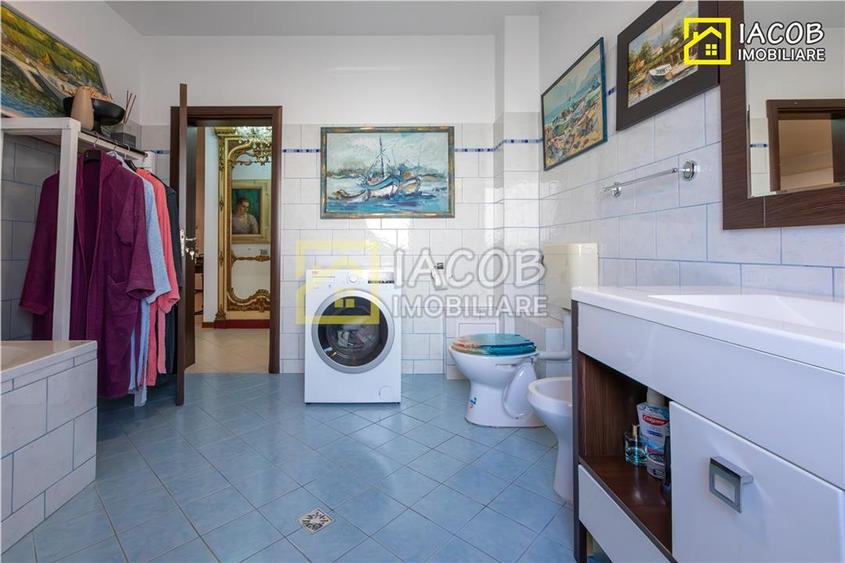 Apartament cu 4 camere decomandat, mobilat în 9 Mai
