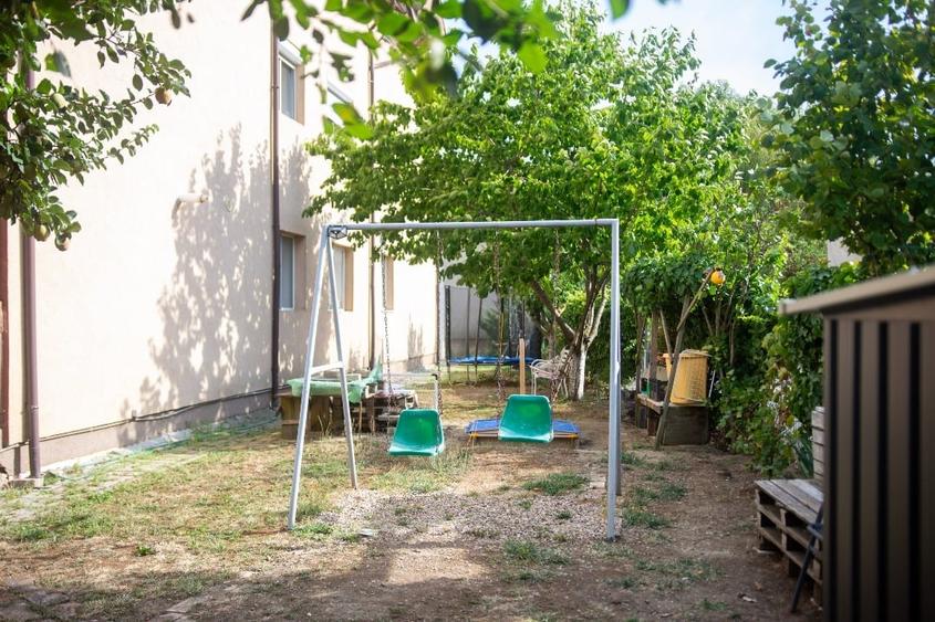 Apartament cu 2 camere semidecomandat, mobilat în Braytim