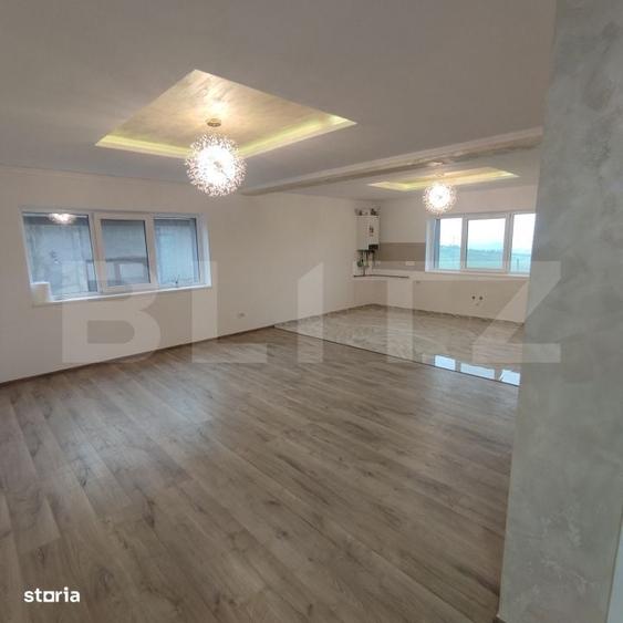 Casă cu 4 camere în Ciurbești
