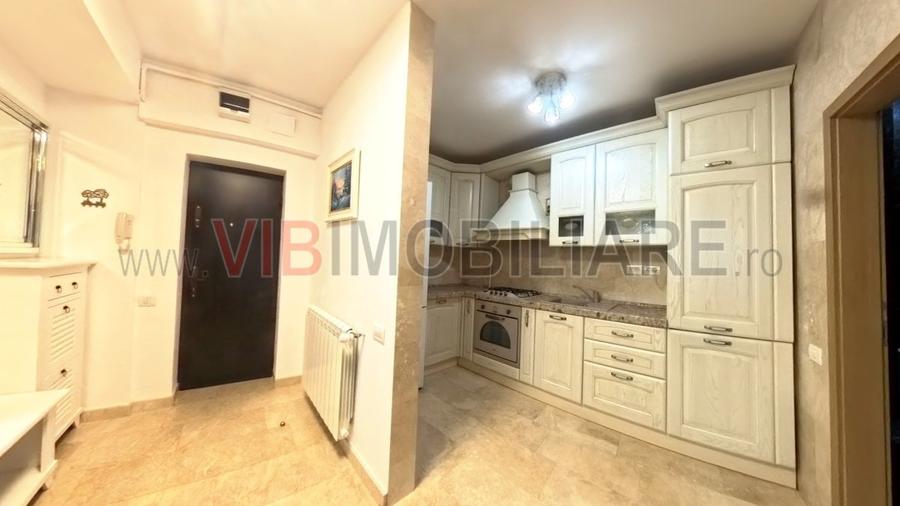 Apartament cu 3 camere semidecomandat, mobilat în Arcul de Triumf