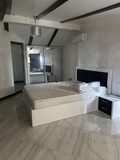 Casă cu 4 camere în Costi