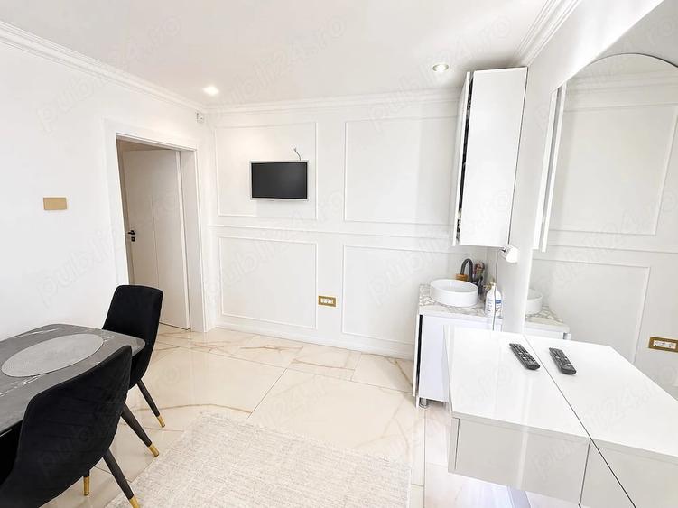 Apartament cu 2 camere decomandat în Complex Studențesc