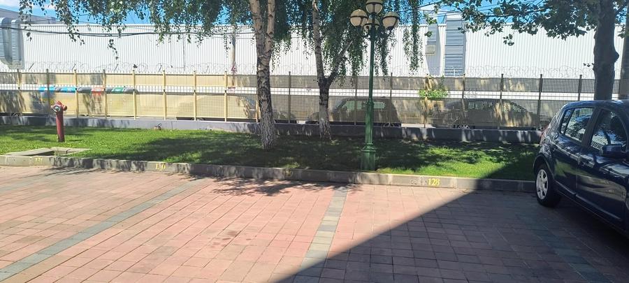 Apartament cu 2 camere decomandat în Titan