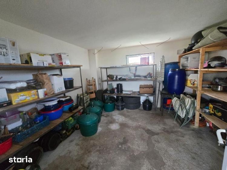 Casă cu 2 camere cu Teren 4200 Mp în Băbana