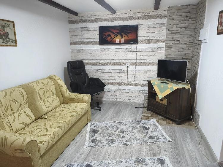 Casă cu 3 camere cu Teren 1000 Mp în Uileacu de Munte