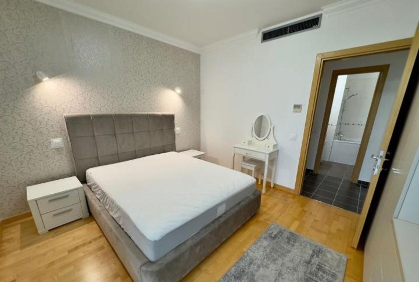 Apartament cu 2 camere decomandat în Splaiul Unirii