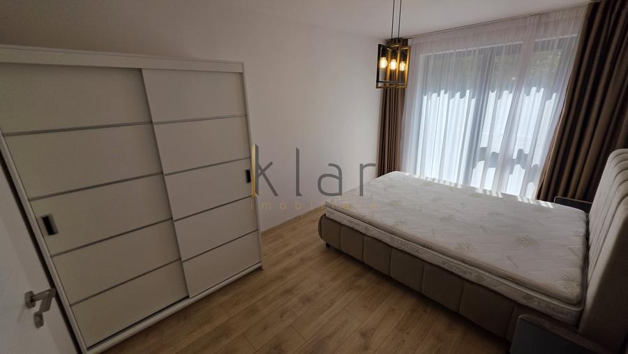 Apartament cu 3 camere semidecomandat, mobilat în Mărăști